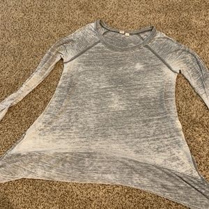 MELROSE AND MARKET GRAY BURNOUT LONG SLEEVE TOP S